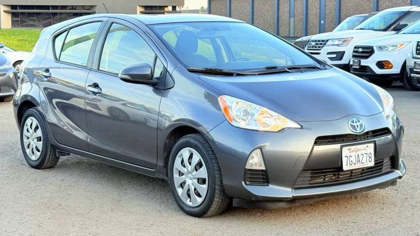 TOYOTA PRIUS C 2014 JTDKDTB39E1070605 image